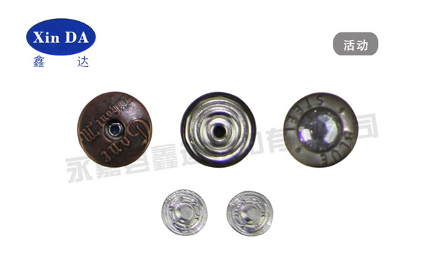 巧用鈕扣巧搭流行服飾