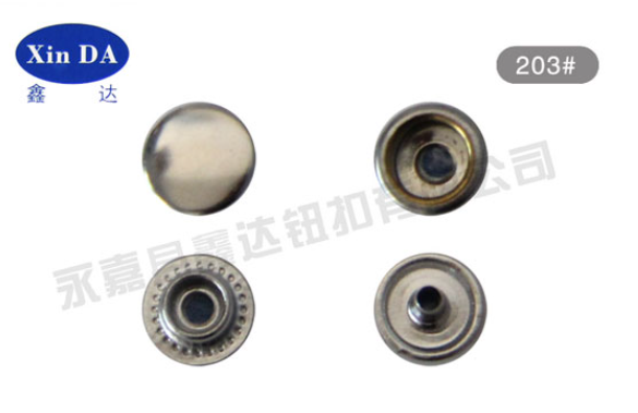 一枚四合扣的時空漫游： 當東方榫卯邂逅西方工業文明